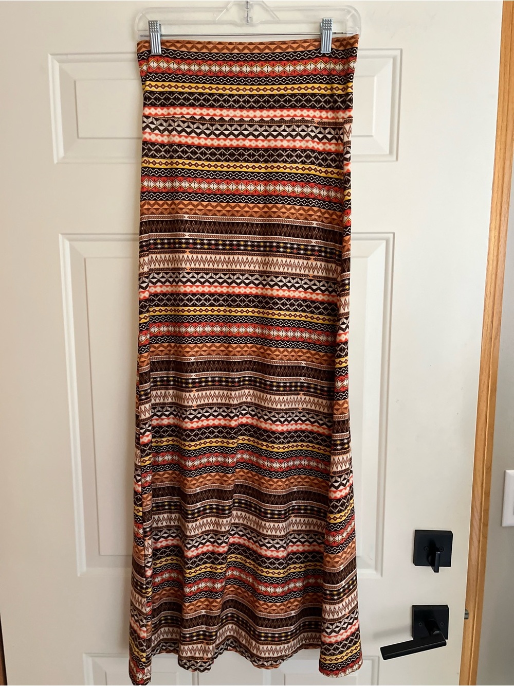 Women’s Hot Kiss brown orange tan pattern pull on maxi skirt. Small/medium - Picture 7 of 14